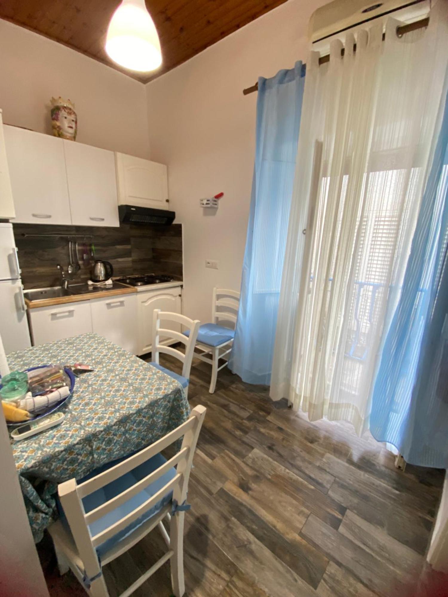 Centro Storico 5 Mins From Port Casa Celeste Apartment Lipari (Isola Lipari)